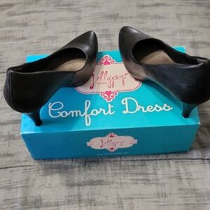 Jellypop Black Pointed Toe Kitten Heels 7 1/2 M
